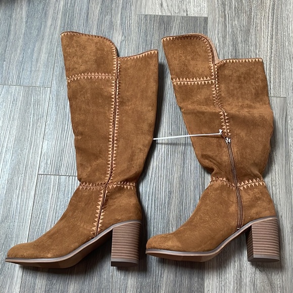 Universal thread- women’s boots - Picture 5 of 6